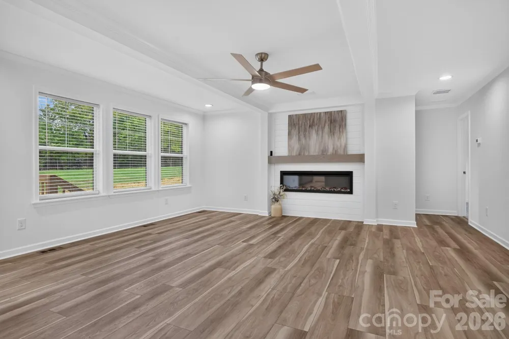 2274 Darwick Road Winston Salem, NC 27127