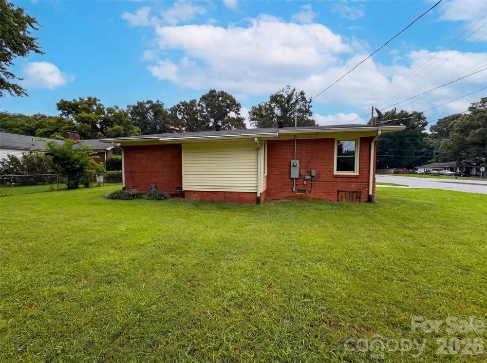 1951 Taylor Drive Gastonia, NC 28052