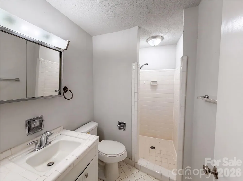 1951 Taylor Drive Gastonia, NC 28052