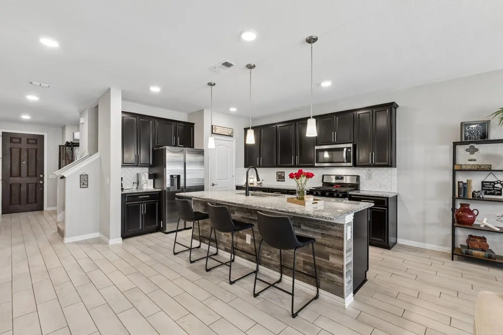2428 Mockingbird Court Northlake, TX 76247