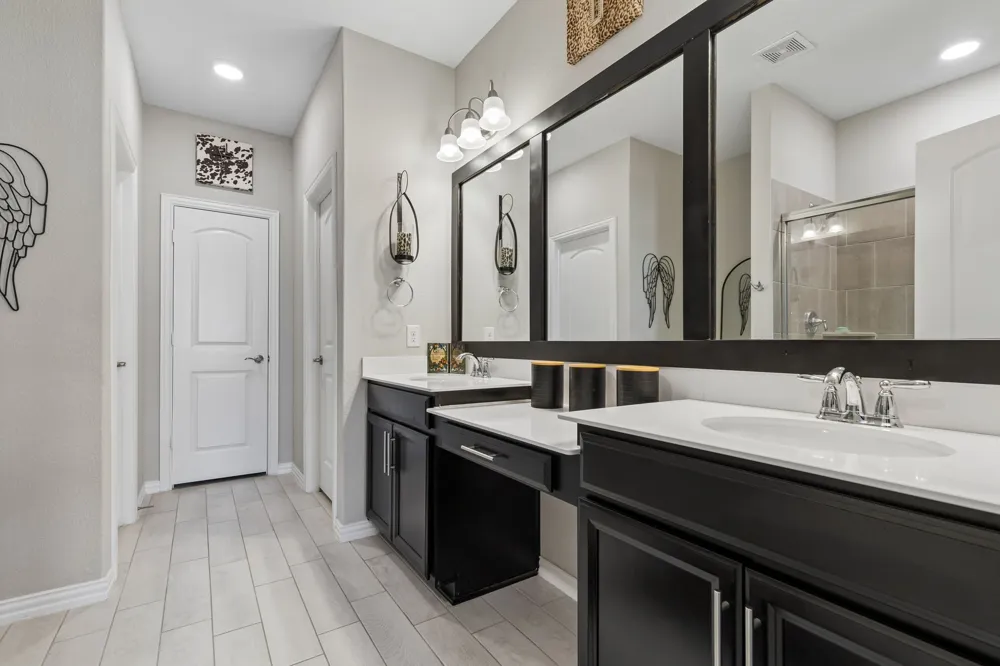 2428 Mockingbird Court Northlake, TX 76247