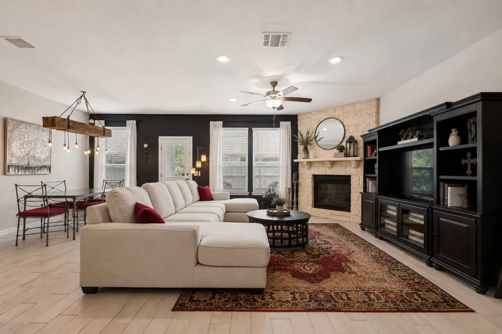 2428 Mockingbird Court Northlake, TX 76247