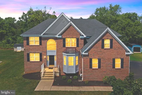 316 CRESCENT DRIVE