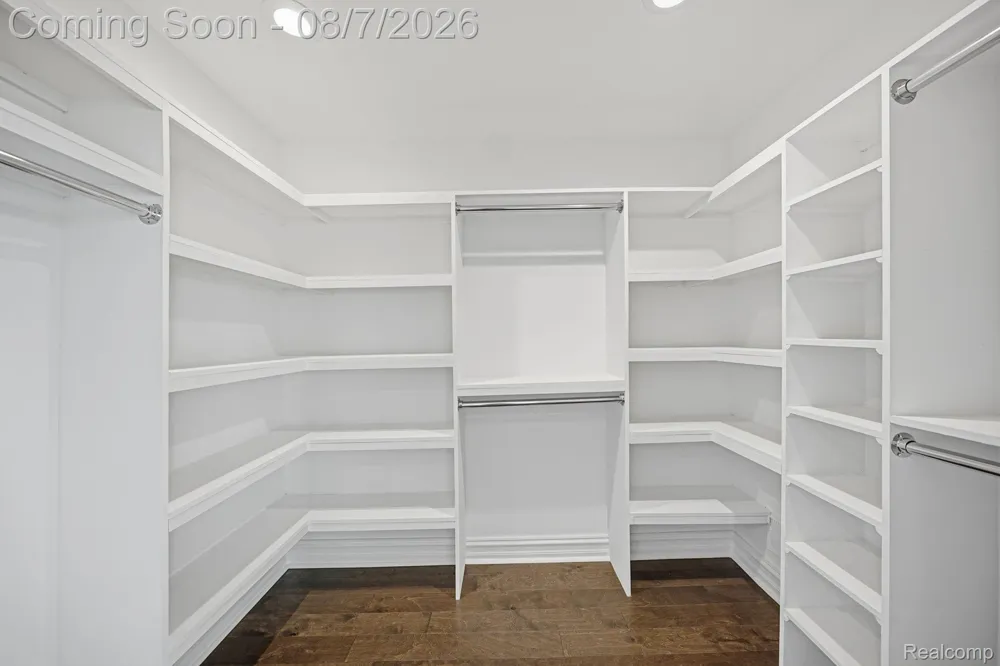 38165 Cherry Lane Harrison Charter Township, MI 48045