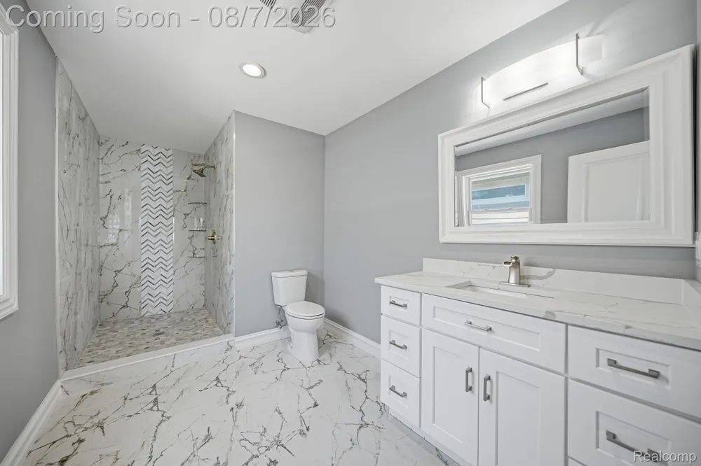 38165 Cherry Lane Harrison Charter Township, MI 48045