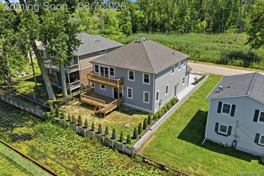 38165 Cherry Lane Harrison Charter Township, MI 48045
