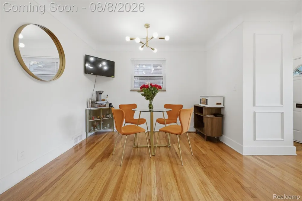 21840 Kenosha Street Oak Park City, MI 48237