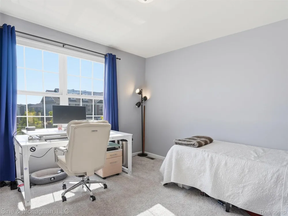 24827 Ivy Novi City, MI 48375