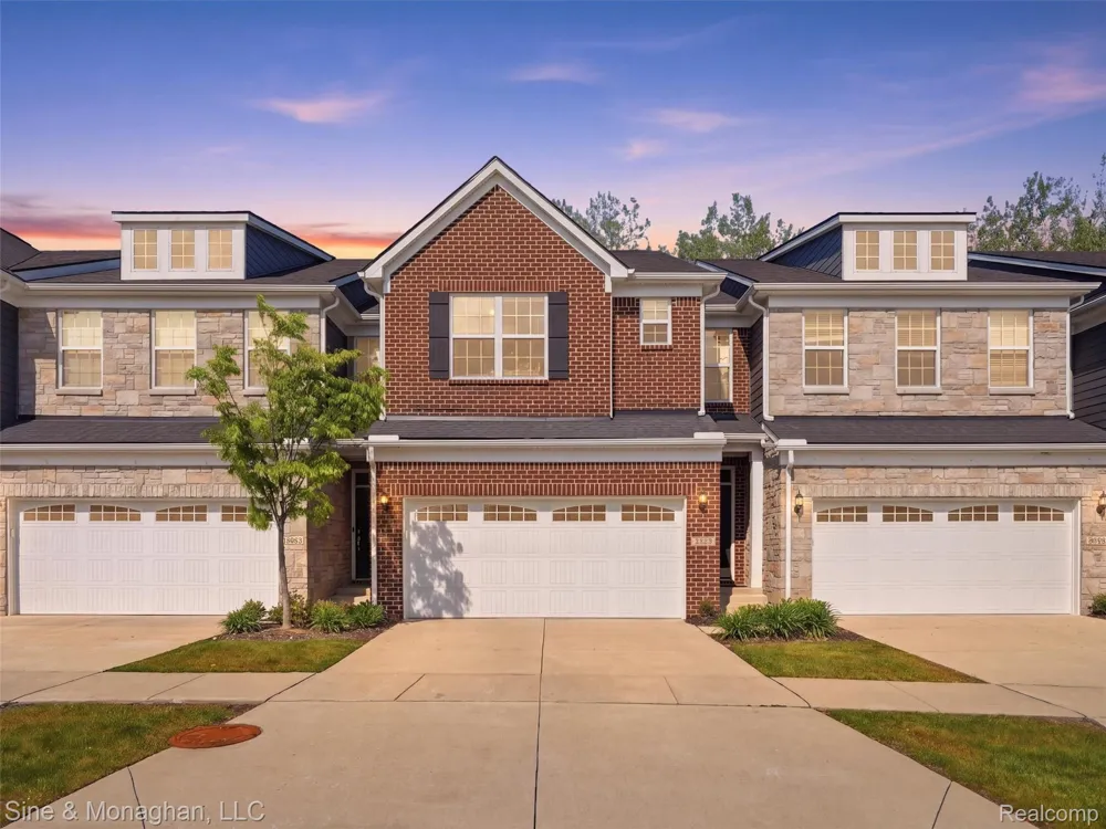 24827 Ivy Novi City, MI 48375