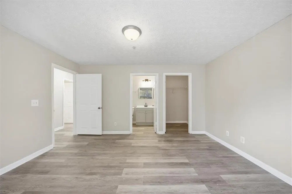 8201 Fairington Village Drive Lithonia, GA 30038