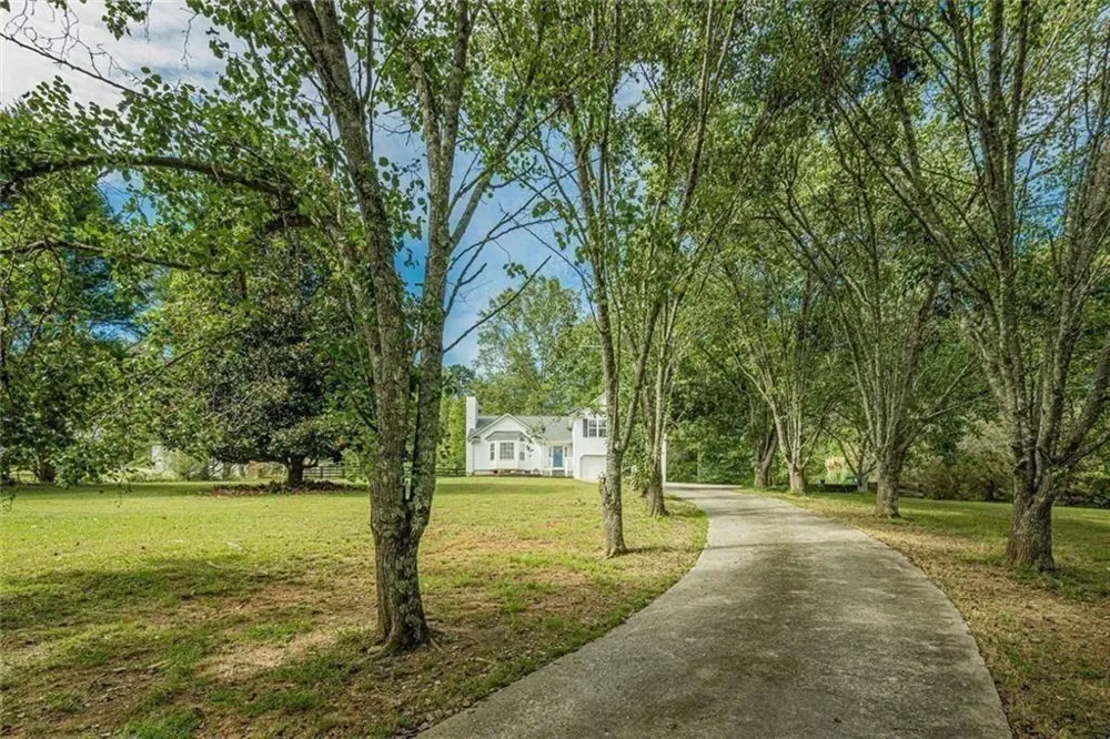 391 Pinewood Place Dahlonega, GA 30533