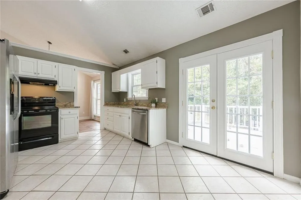 391 Pinewood Place Dahlonega, GA 30533