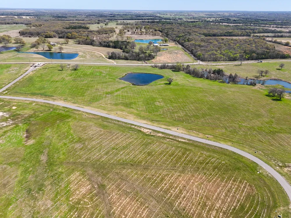 305 Sailview Court Honey Grove, TX 75446
