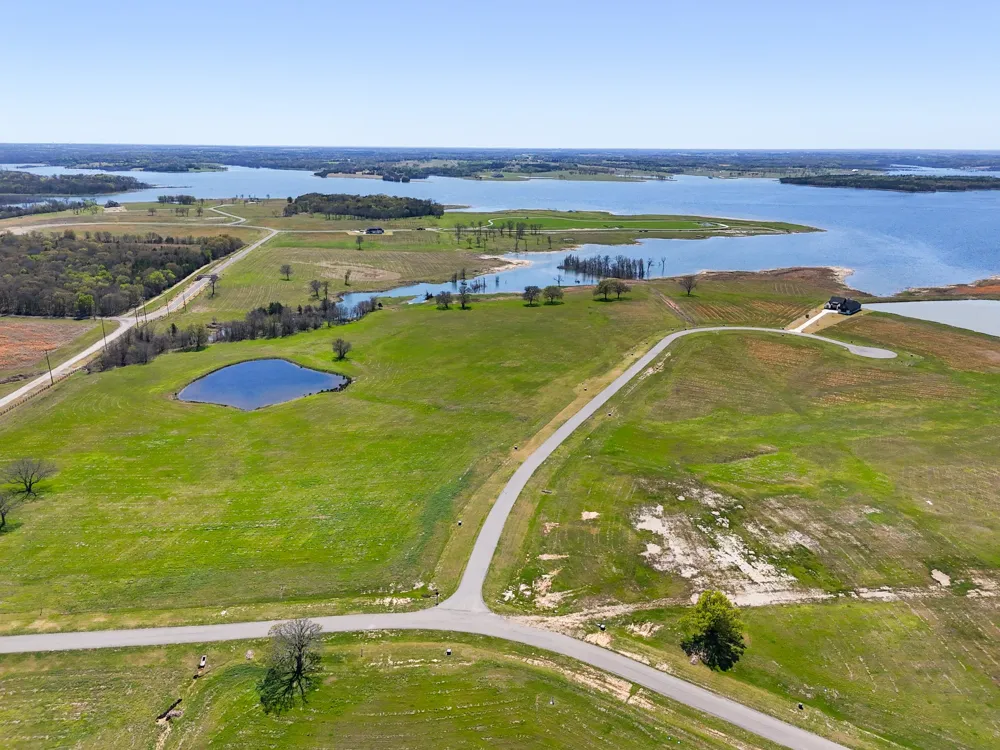 305 Sailview Court Honey Grove, TX 75446