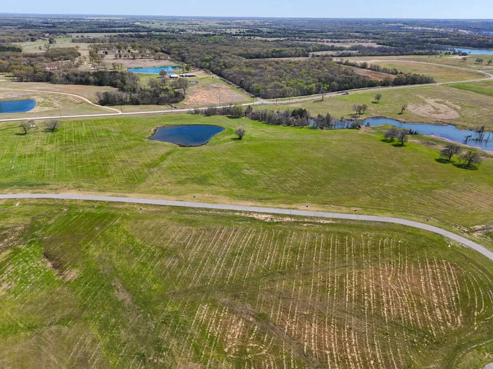 305 Sailview Court Honey Grove, TX 75446