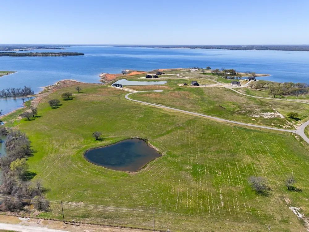 305 Sailview Court Honey Grove, TX 75446