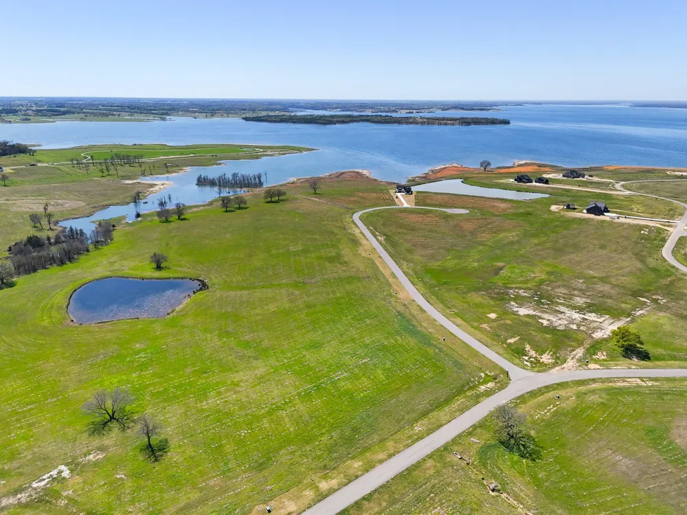 305 Sailview Court Honey Grove, TX 75446