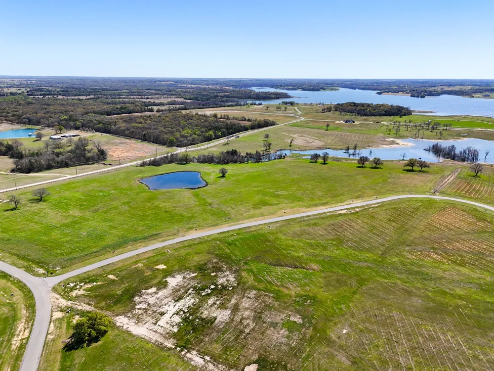 305 Sailview Court Honey Grove, TX 75446