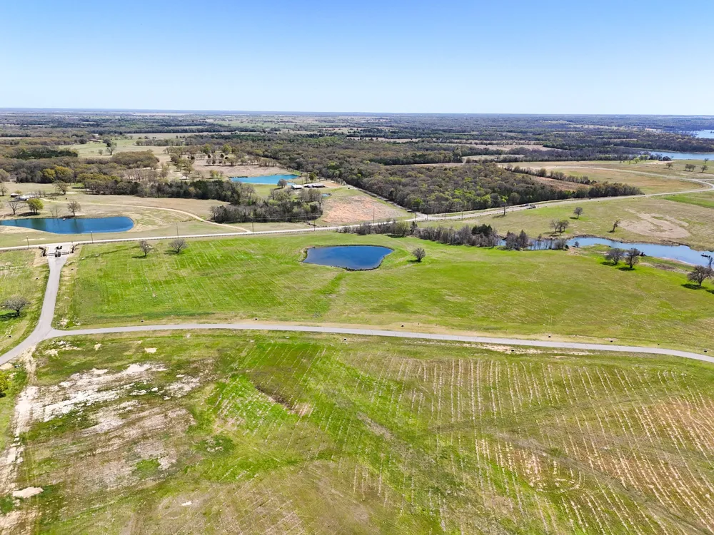 305 Sailview Court Honey Grove, TX 75446