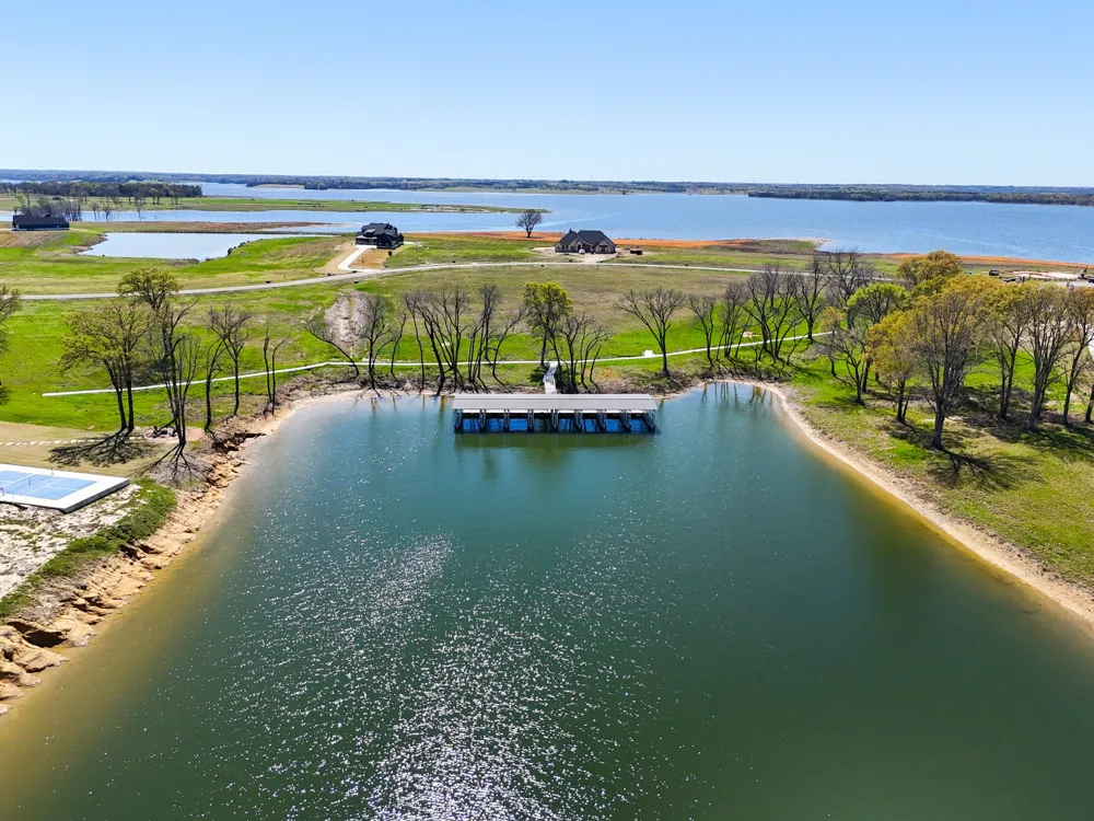 305 Sailview Court Honey Grove, TX 75446