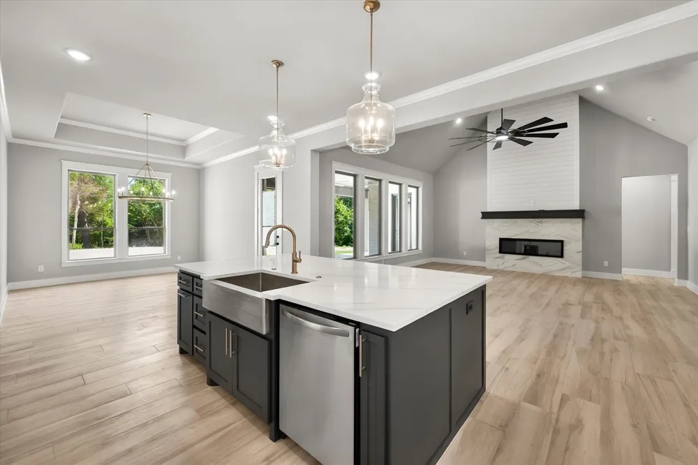7631 Woodstream Road Midlothian, TX 76065