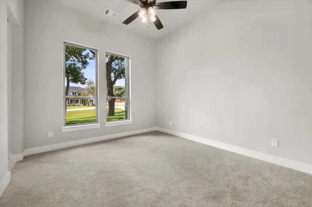 7631 Woodstream Road Midlothian, TX 76065