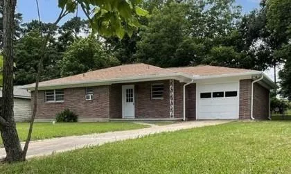 1004 Oak Drive