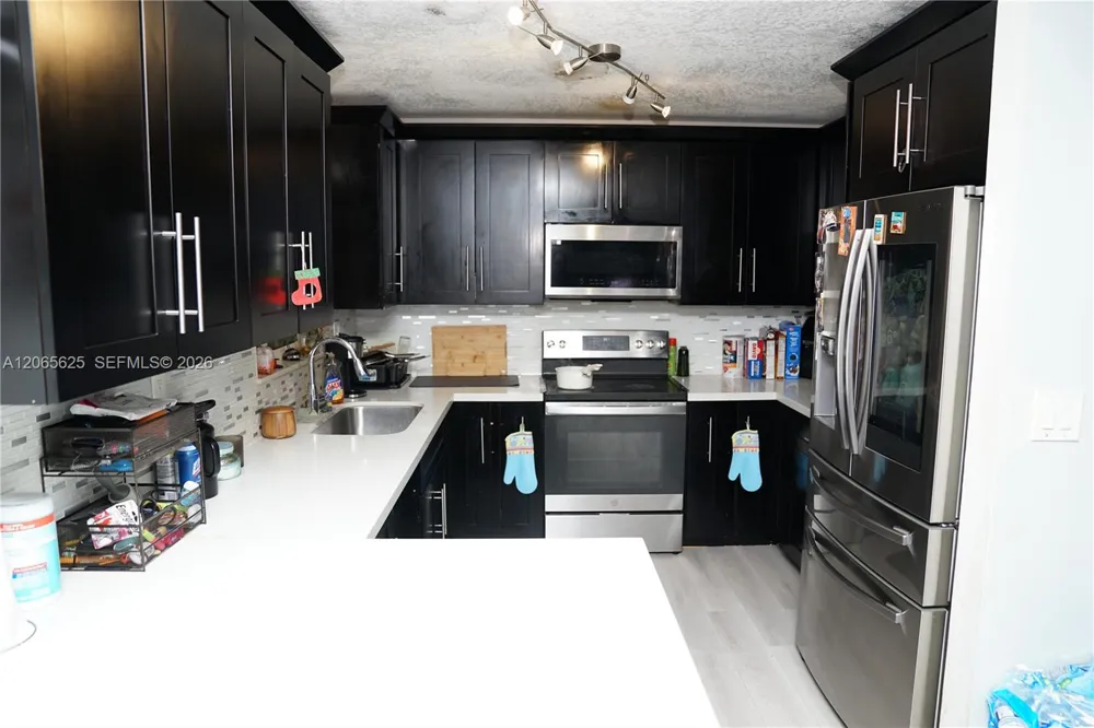 4332 NW 3rd Terrace Deerfield Beach, FL 33064