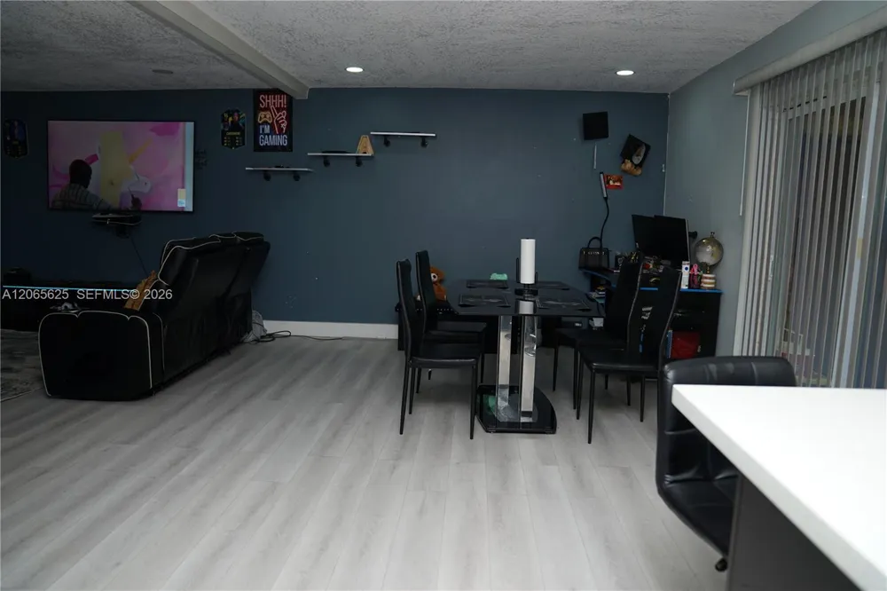 4332 NW 3rd Terrace Deerfield Beach, FL 33064