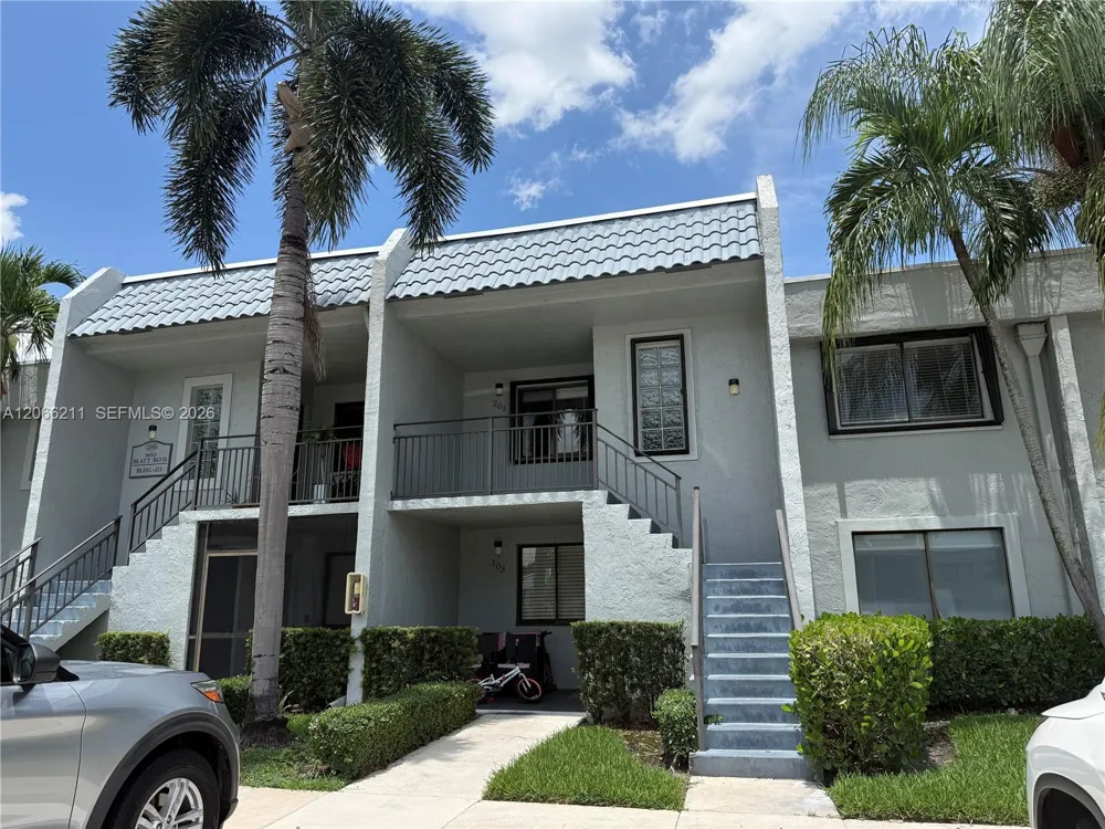 16511 Blatt Blvd #203 Weston, FL 33326