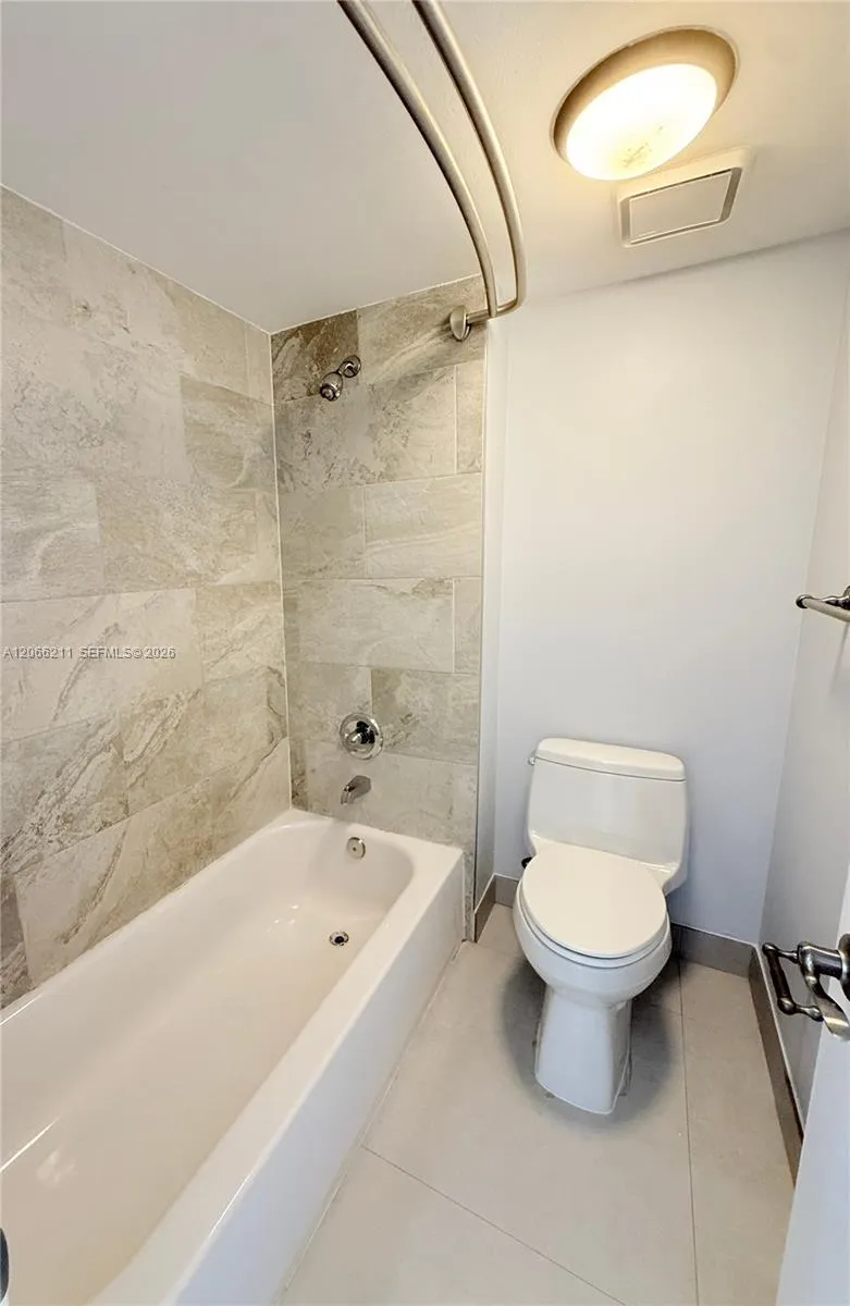 16511 Blatt Blvd #203 Weston, FL 33326