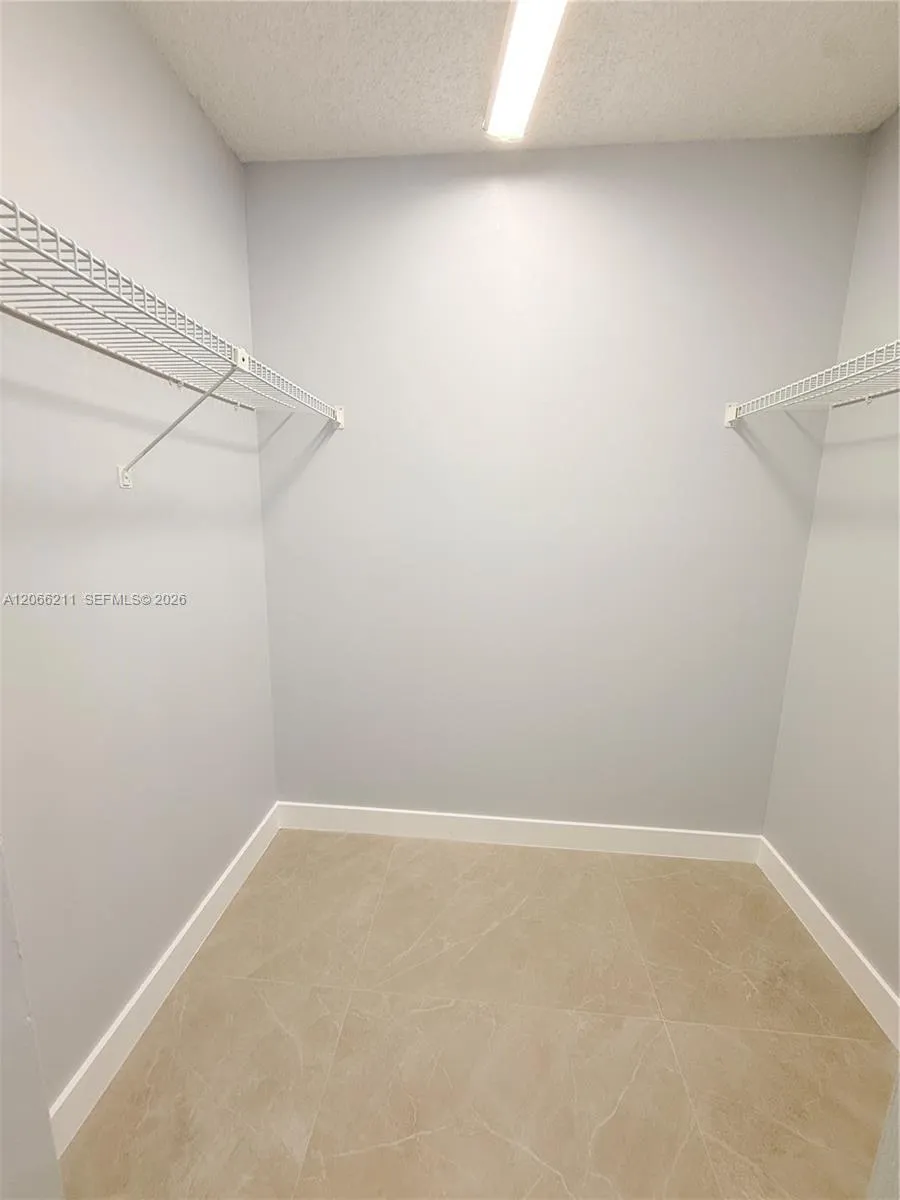 16511 Blatt Blvd #203 Weston, FL 33326