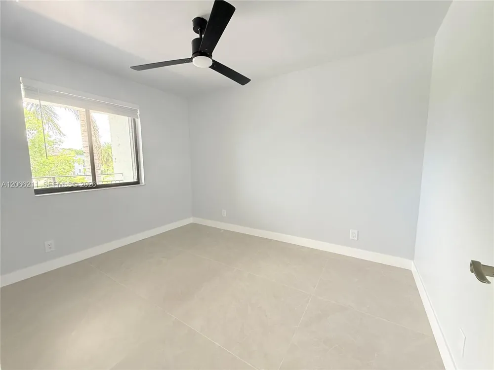 16511 Blatt Blvd #203 Weston, FL 33326