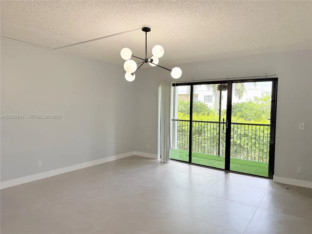 16511 Blatt Blvd #203 Weston, FL 33326