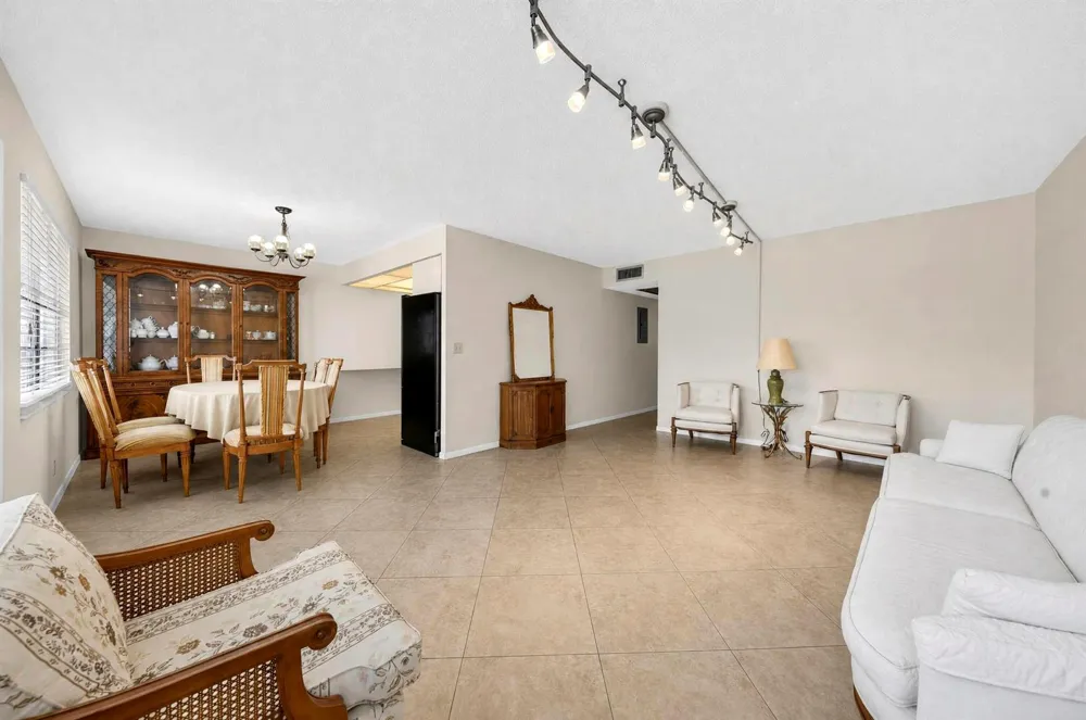 206 Richmond A #206 Deerfield Beach, FL 33442