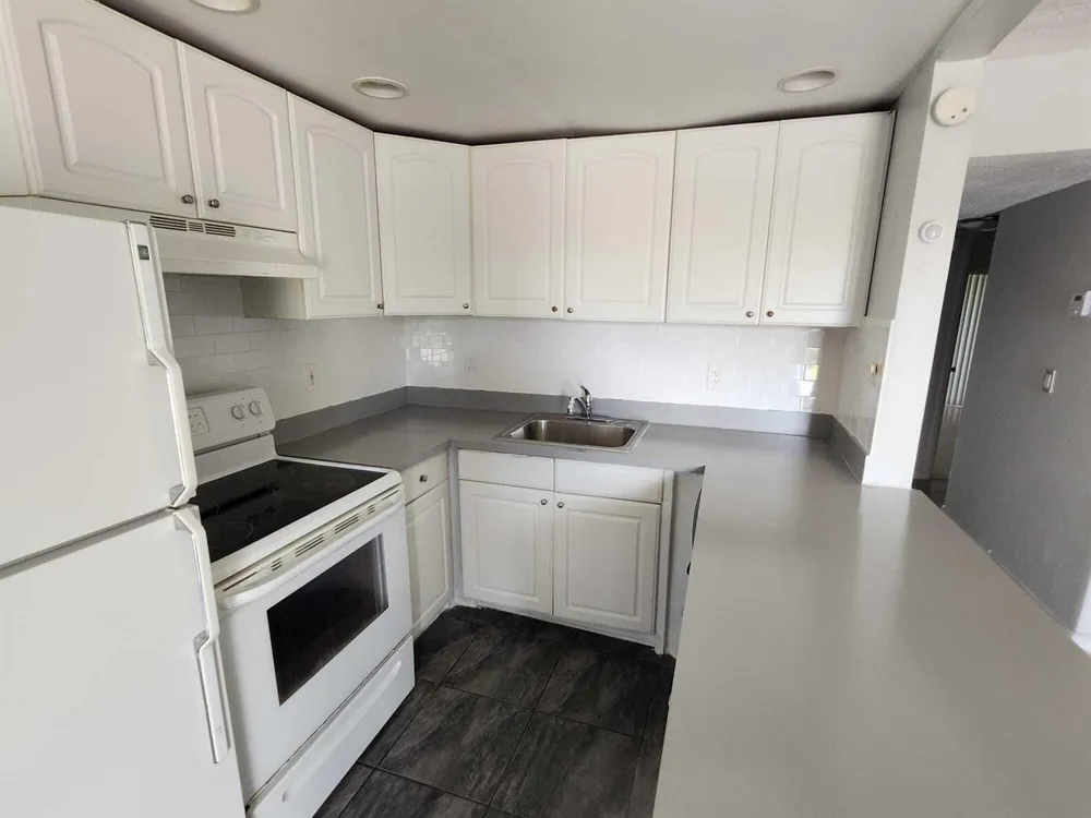 100 Village Green Circle E #B212 Palm Springs, FL 33461