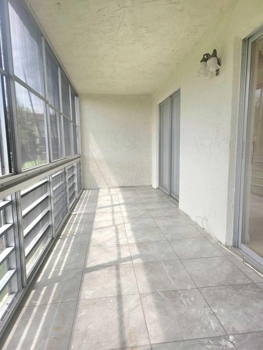 100 Village Green Circle E #B212 Palm Springs, FL 33461