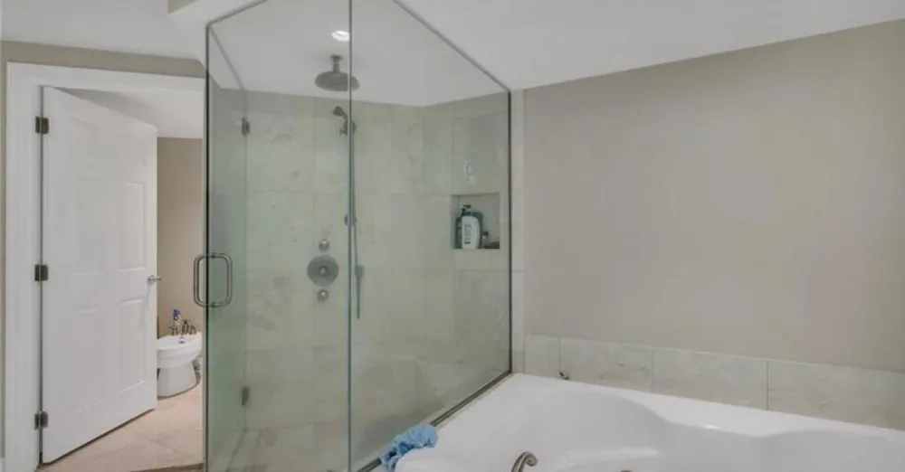 9401 Collins Avenue #402 Surfside, FL 33154