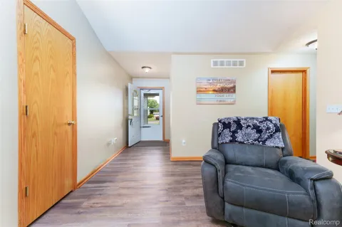 10851 Mackinaw Trail Trail