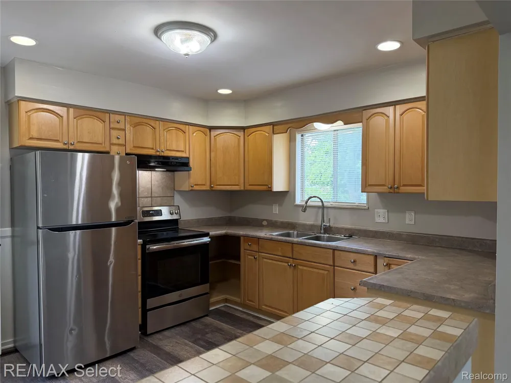 3717 Larchmont Street Flint City, MI 48532