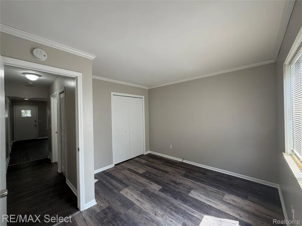 3717 Larchmont Street Flint City, MI 48532