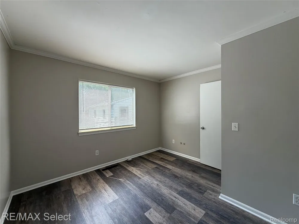 3717 Larchmont Street Flint City, MI 48532