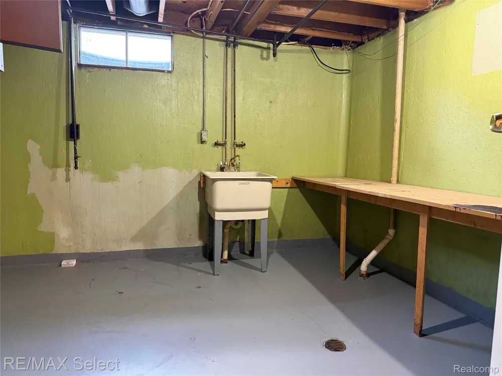 3717 Larchmont Street Flint City, MI 48532