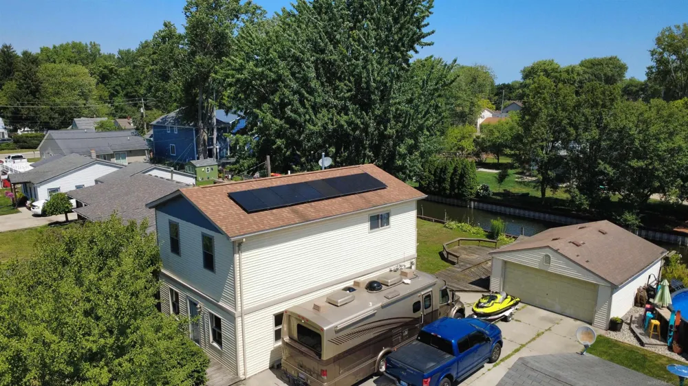 37886 Sunnybrook Street Harrison Charter Township, MI 48045