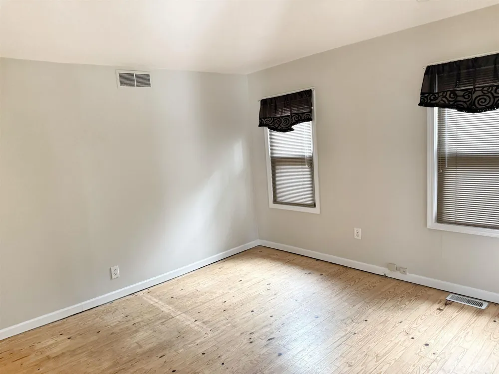 37886 Sunnybrook Street Harrison Charter Township, MI 48045