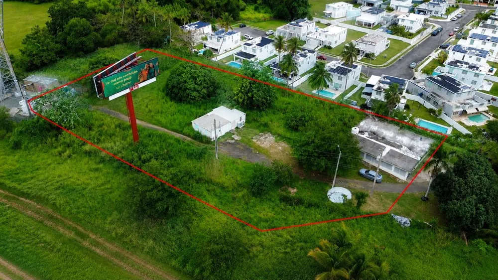 Carr 686 Km 0.2 CARR 686 KM 0.2 BO COTO NORTE SECTOR GUAYANEY Manati, PR 00674