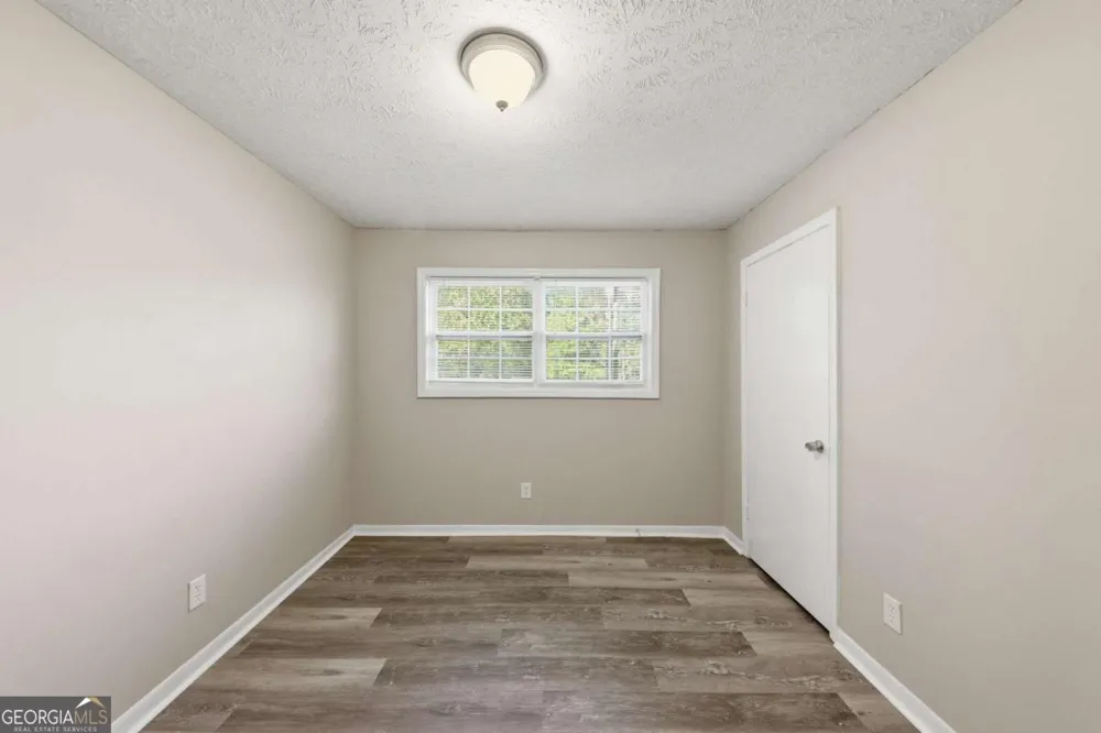 2322 Chestnut Log LOOP Lithia Springs, GA 30122