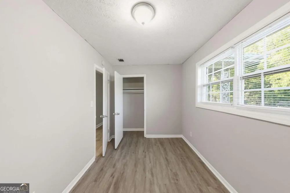2322 Chestnut Log LOOP Lithia Springs, GA 30122