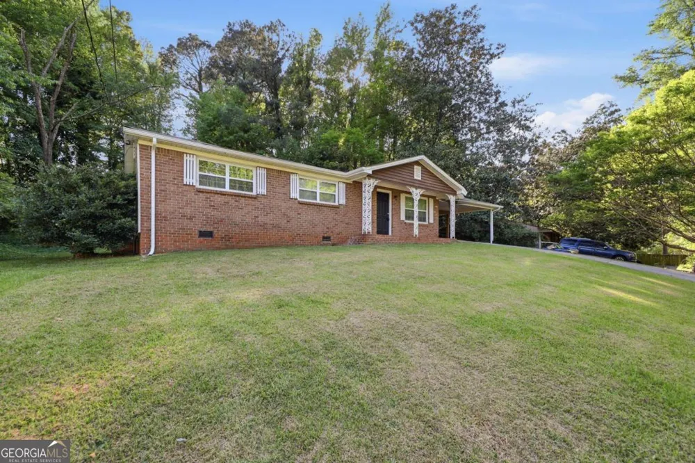 2322 Chestnut Log LOOP Lithia Springs, GA 30122