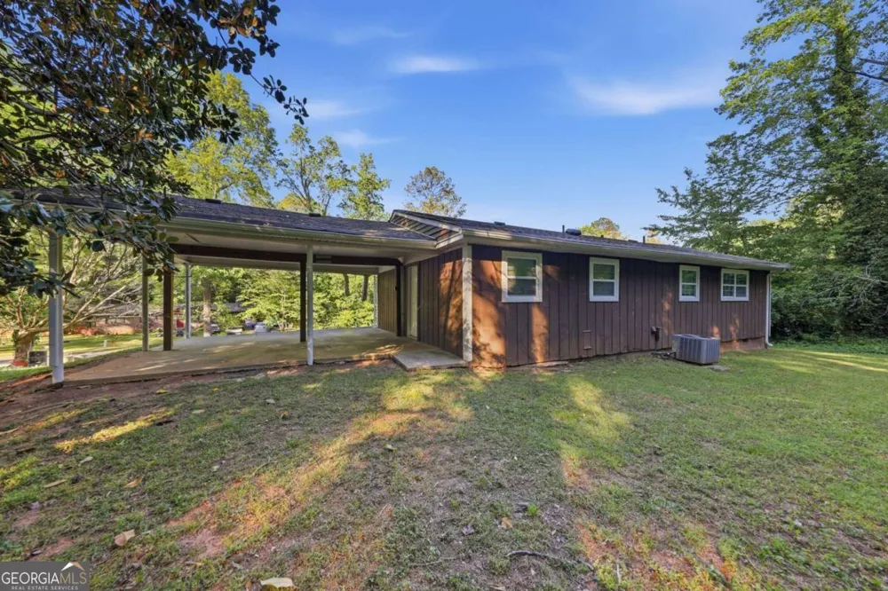 2322 Chestnut Log LOOP Lithia Springs, GA 30122